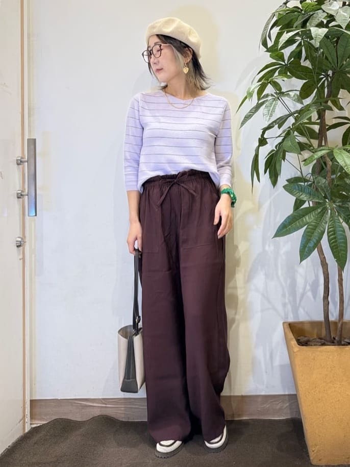 misakiさんの「SHOO･LA･RUE｜【高レビュー/洗濯機可/S-LL】さらっと着られる 8分袖Ⅴネックニット」を使ったコーディネート