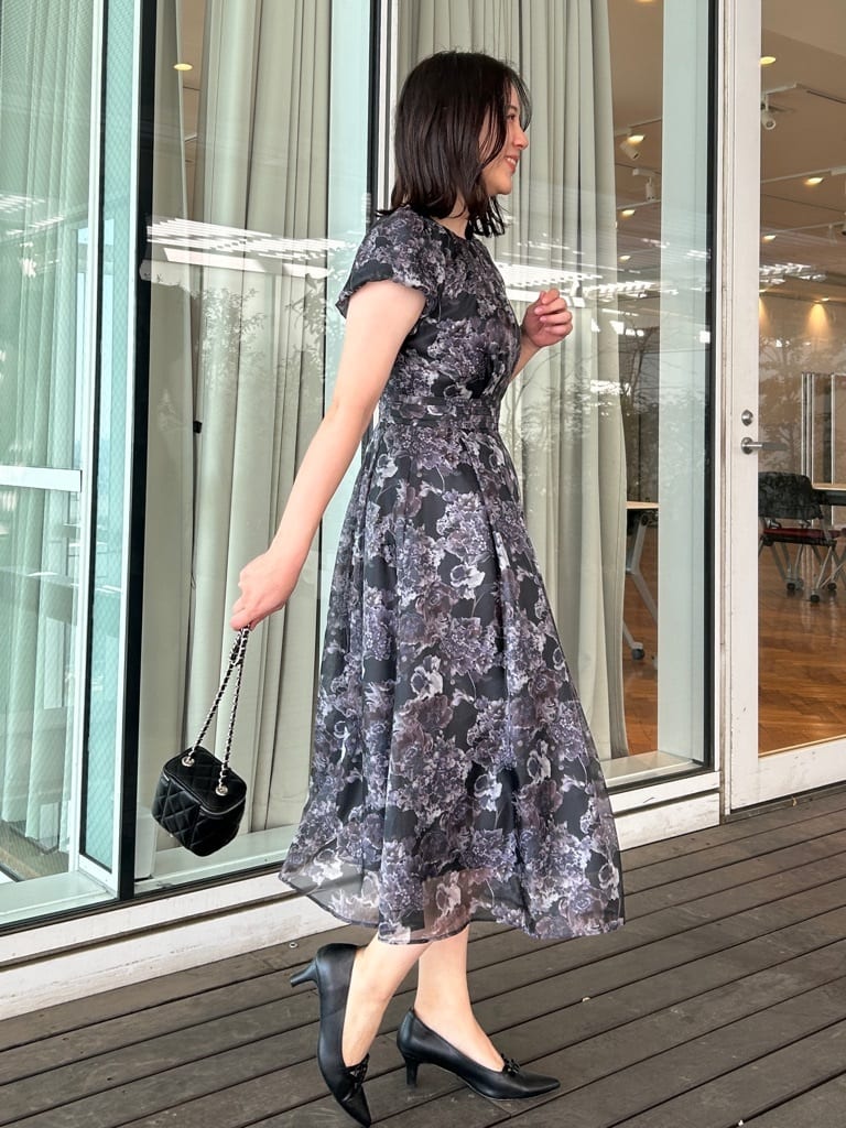 shinoさんの「Couture brooch｜【洗える・着映え】オーガンフルールワンピース」を使ったコーディネート