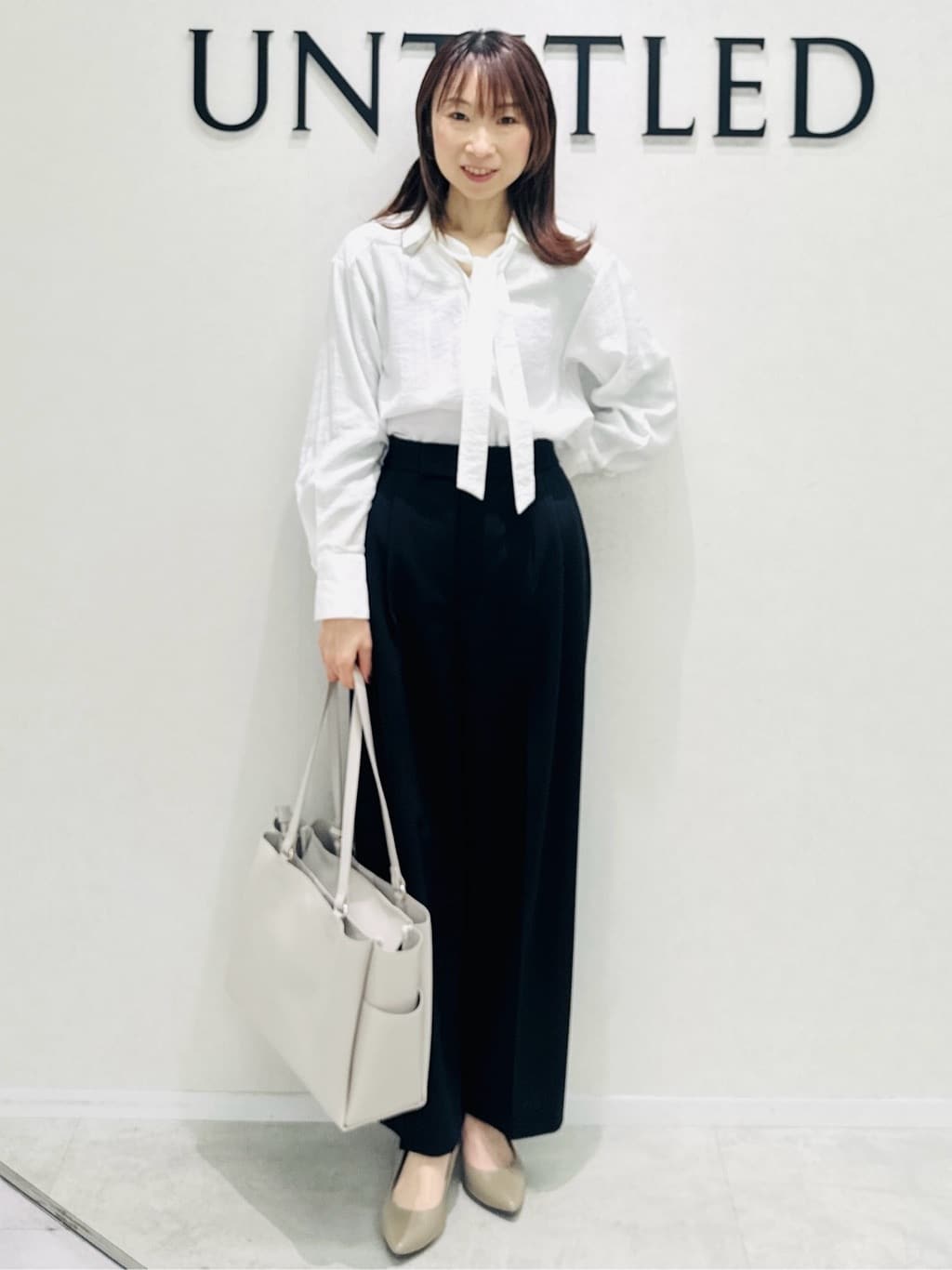 Miwaさんの「UNTITLED｜◆【洗える/接触冷感】リラックスボウタイブラウス」を使ったコーディネート