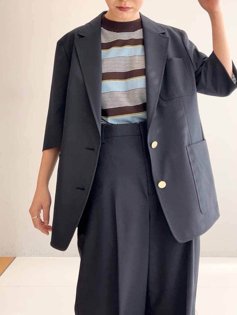 OCHIAIさんの「DRESSTERIOR｜【接触冷感/セットアップ可】 2WAYストレッチスリークオータージャケット」を使ったコーディネート