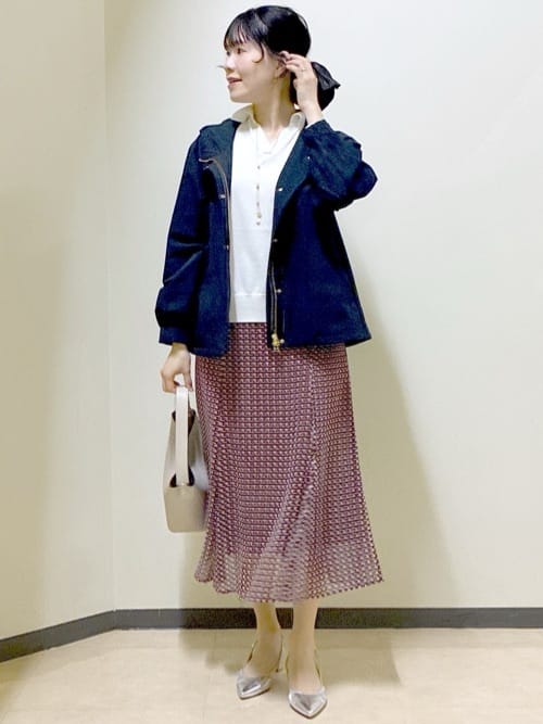 beni_gingerさんの「Reflect｜【WEB先行カラーあり／マシンウォッシュ可／ウエスト総ゴム】コツキ幾何柄ロングスカート」を使ったコーディネート