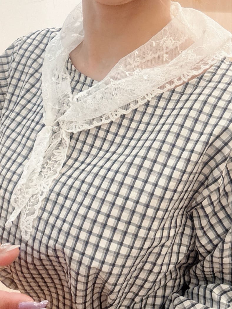 モカさんの「SHOO･LA･RUE｜【セットアップ可/洗濯機可/S-LL】軽やかに揺れる サッカーチェック フレアスカート」を使ったコーディネート