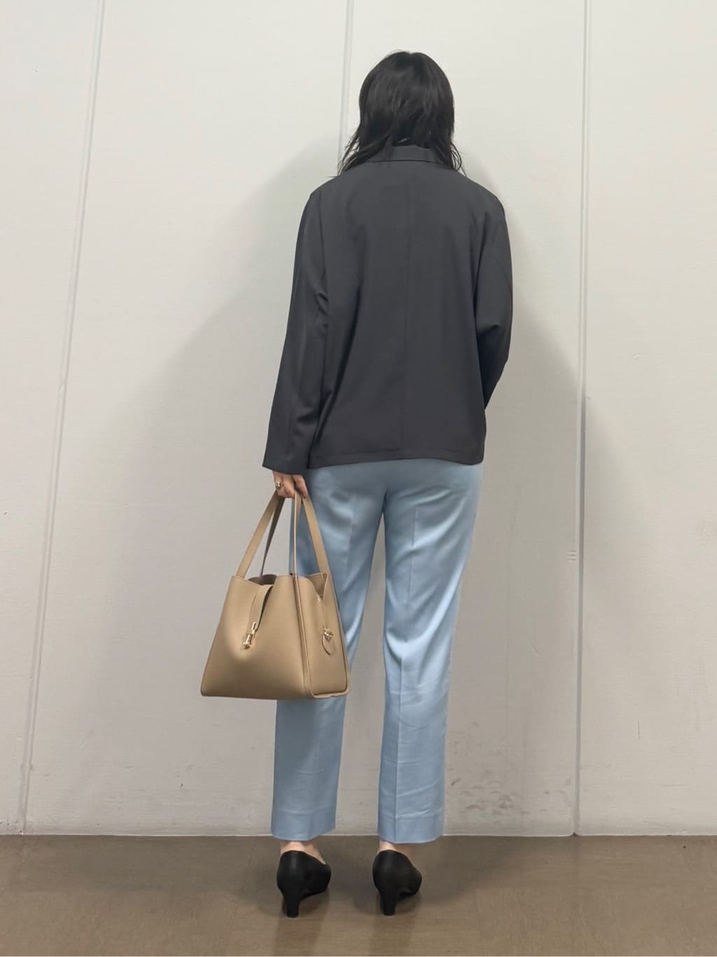 mizukiさんの「INDIVI｜【接触冷感／透湿／着る日傘】ドルマンダブルジャケット」を使ったコーディネート