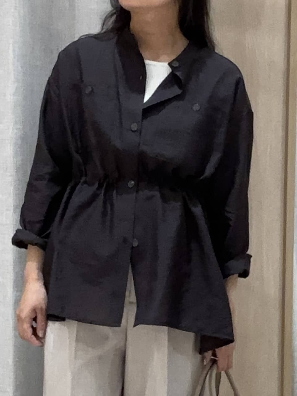 miraiさんの「grove｜高評価！【体型カバー・洗える】シアーサファリシャツジャケット」を使ったコーディネート