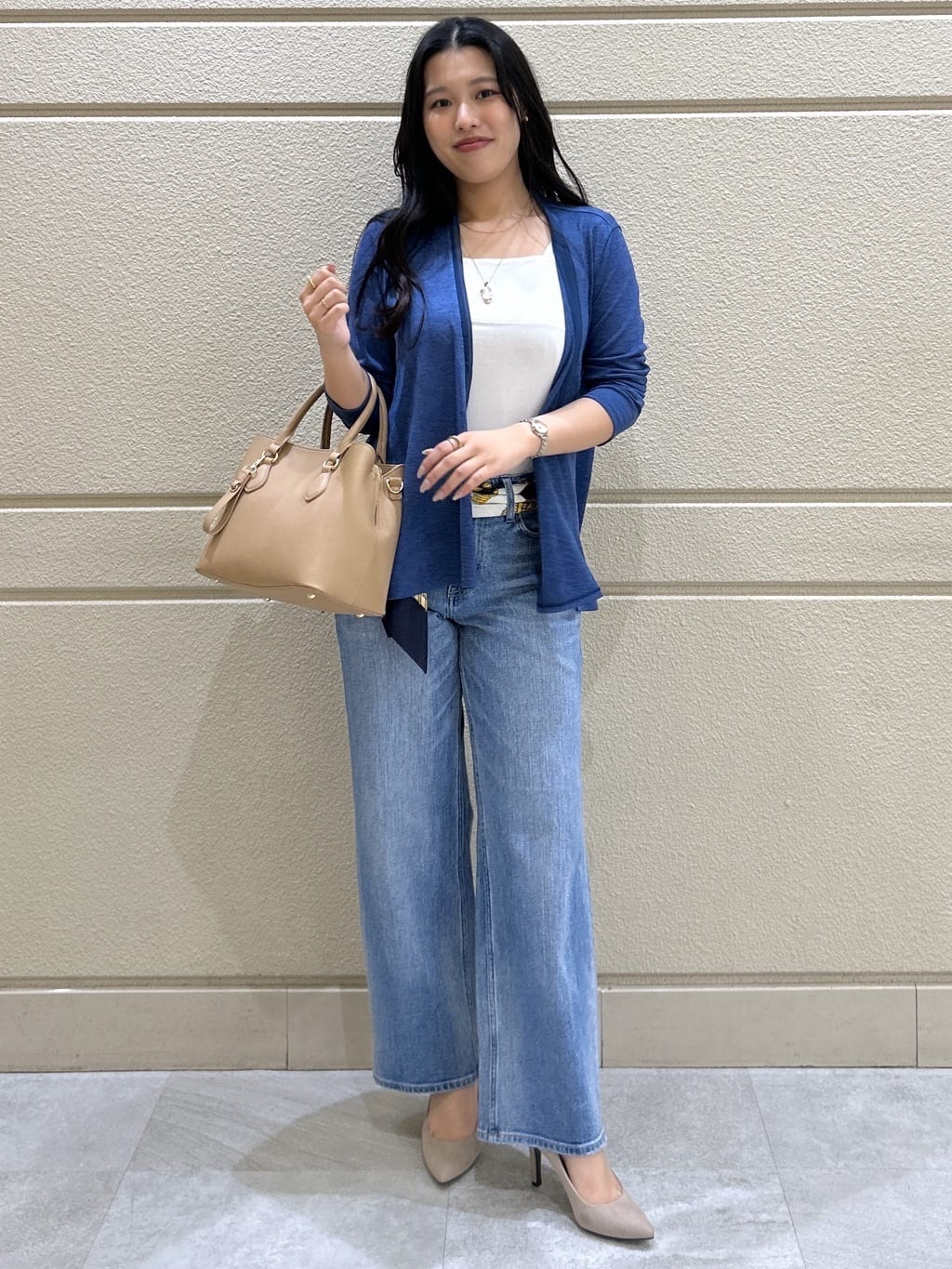 Momokaさんの「COUP DE CHANCE｜【洗える】着流しカーディガン」を使ったコーディネート
