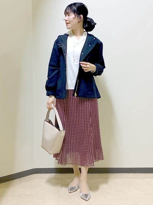  beni_gingerさんの「Reflect｜【WEB先行カラーあり／マシンウォッシュ可／ウエスト総ゴム】コツキ幾何柄ロングスカート」を使ったコーディネート