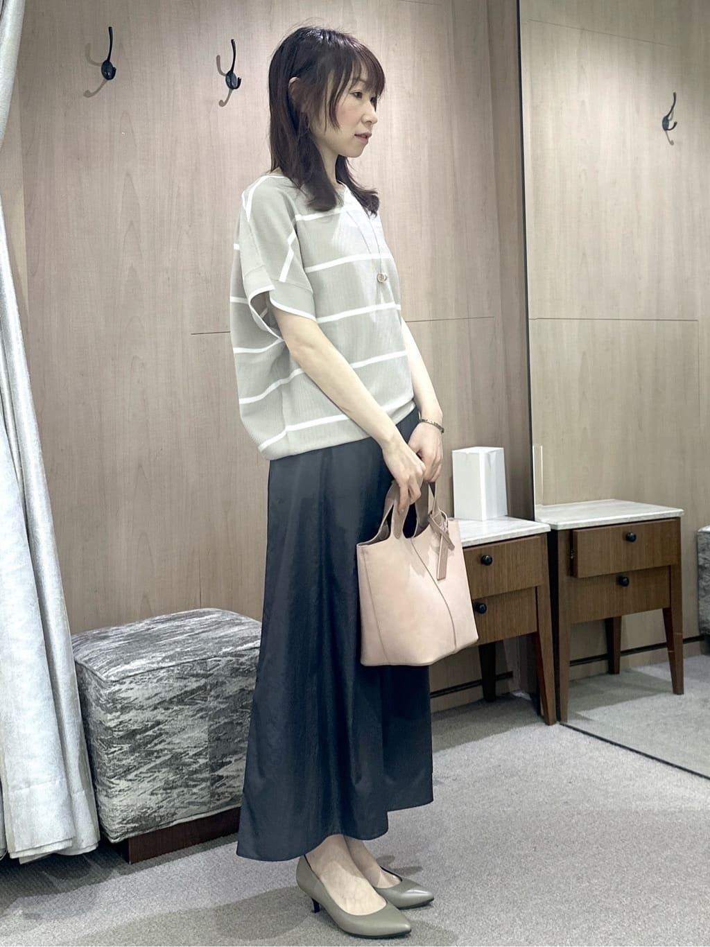 Miwaさんの「UNTITLED｜【11色展開/体型カバー】前後2WAYフレンチスリーブニット」を使ったコーディネート