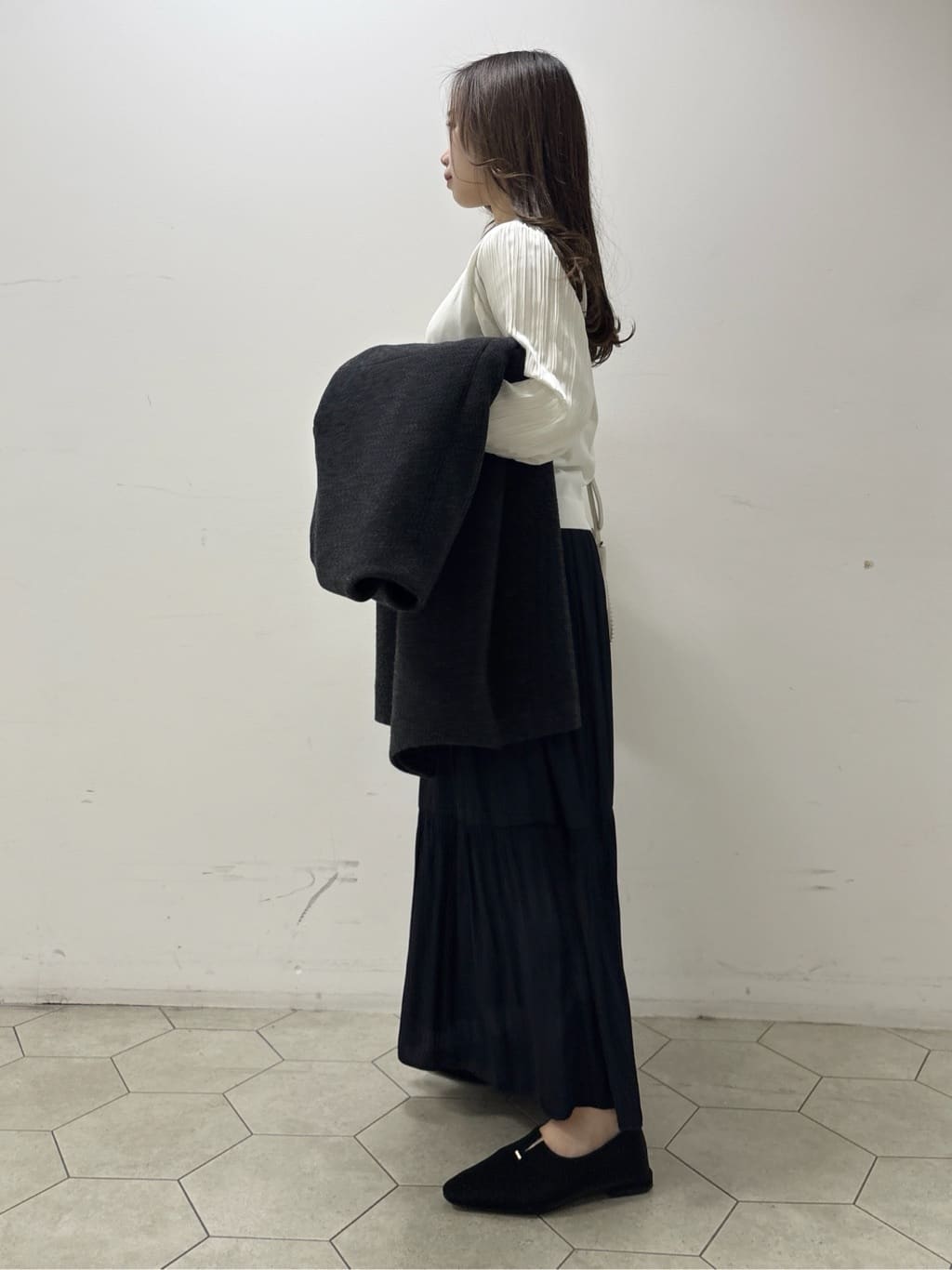 kahoさんの「INDIVI｜スリットデザイン パンプス」を使ったコーディネート