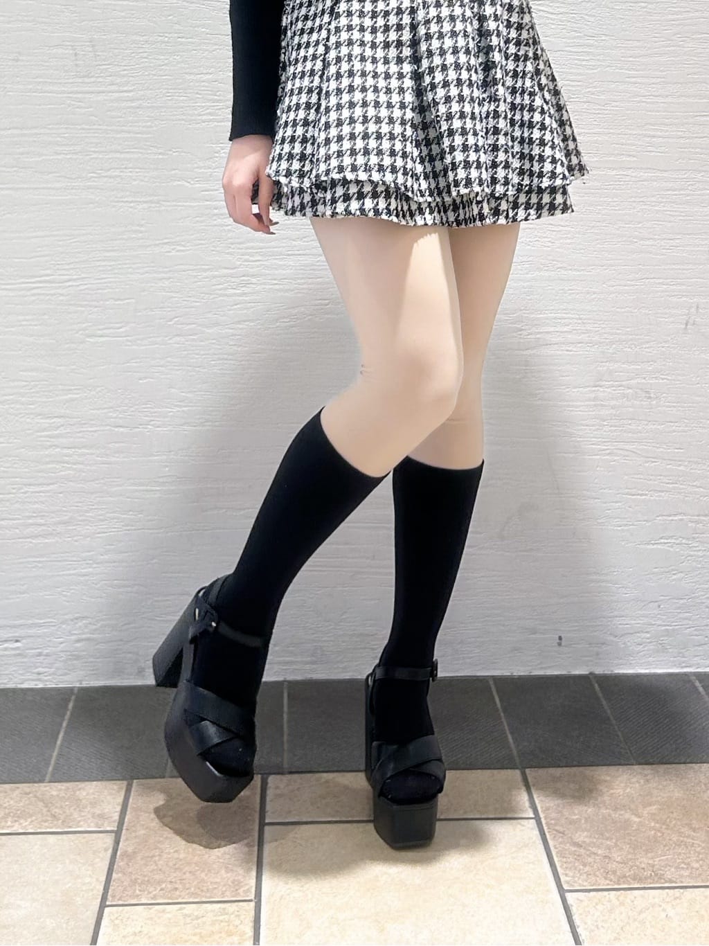 ゆうりさんの「ESPERANZA｜ラク盛り厚底サンダルⅢ」を使ったコーディネート