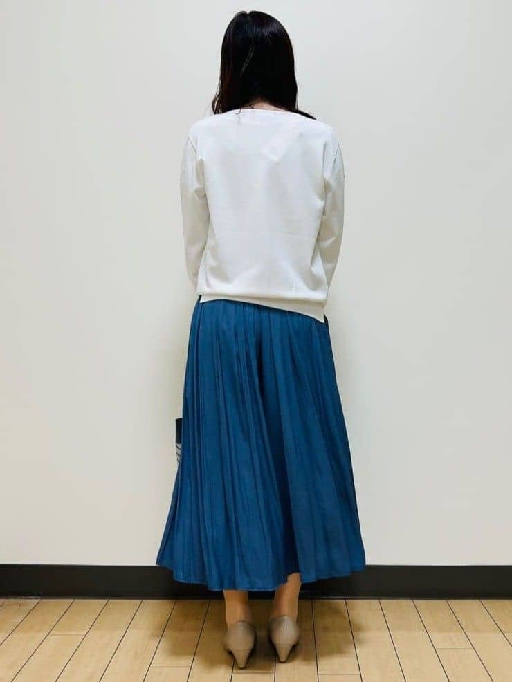 miiiさんの「Reflect｜レースデザインスリーブニットプルオーバー」を使ったコーディネート
