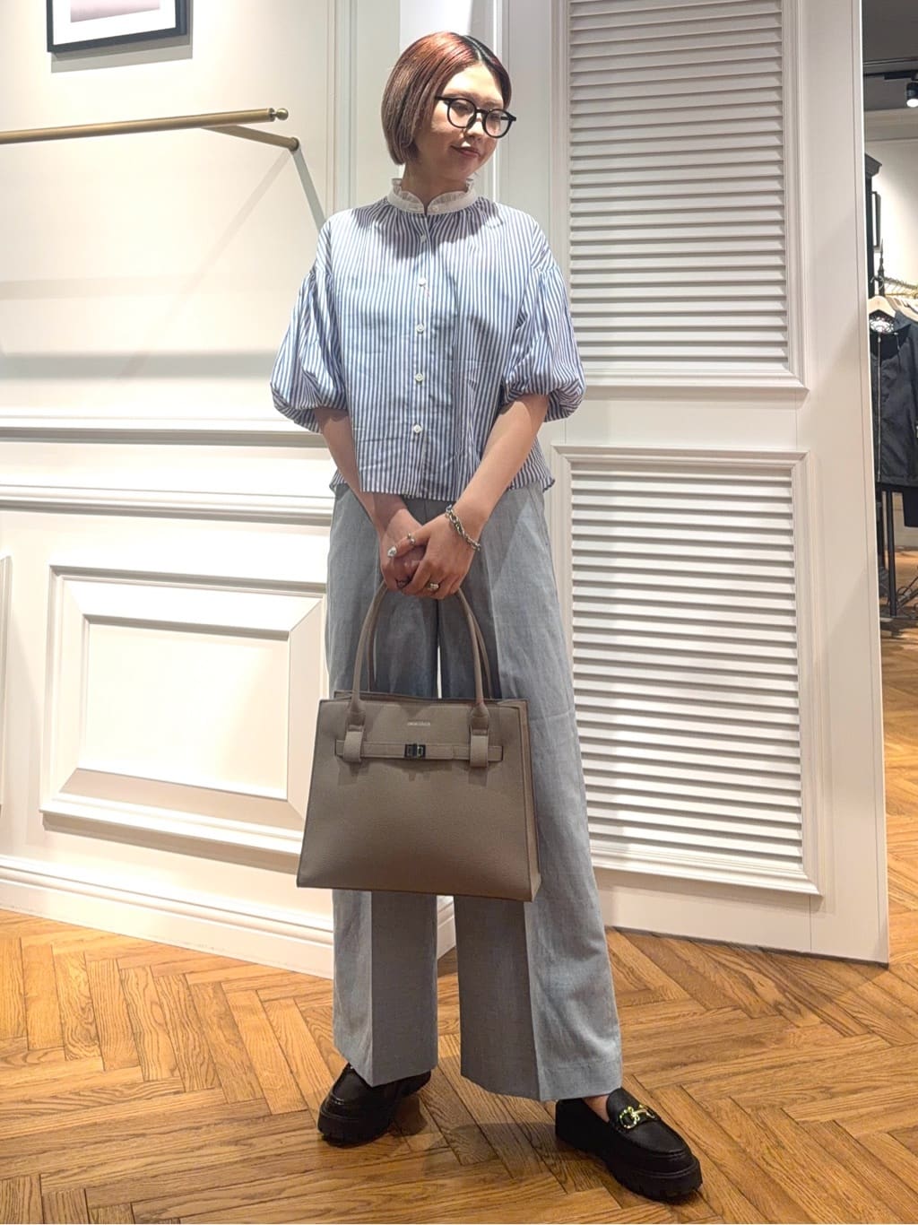 renaさんの「DRESSTERIOR｜【otonaMUSE5月号掲載/ウォッシャブル】ロンドンストライプクレリックブラウス」を使ったコーディネート