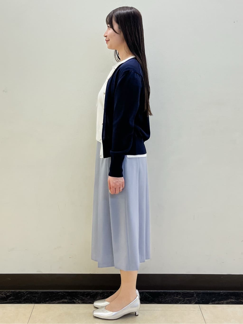 mikikoさんの「Reflect｜タックプリーツセミロング丈スカート」を使ったコーディネート