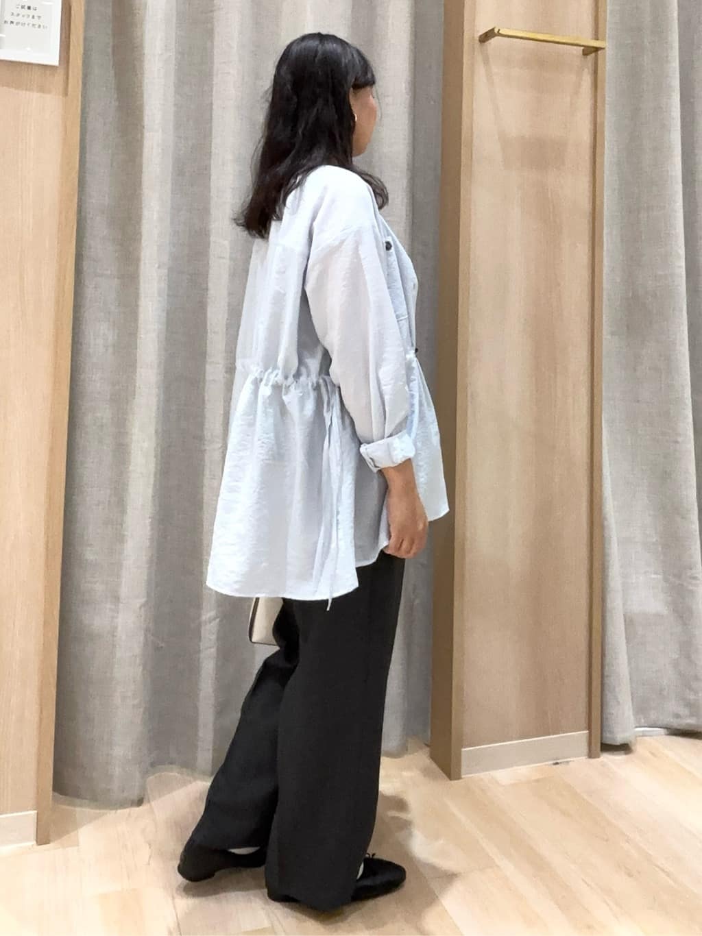 miraiさんの「grove｜高評価！【体型カバー・洗える】シアーサファリシャツジャケット」を使ったコーディネート