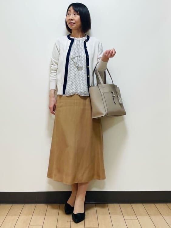 Riiさんの「Reflect｜【アンサンブル可】バイカラーカーディガン」を使ったコーディネート