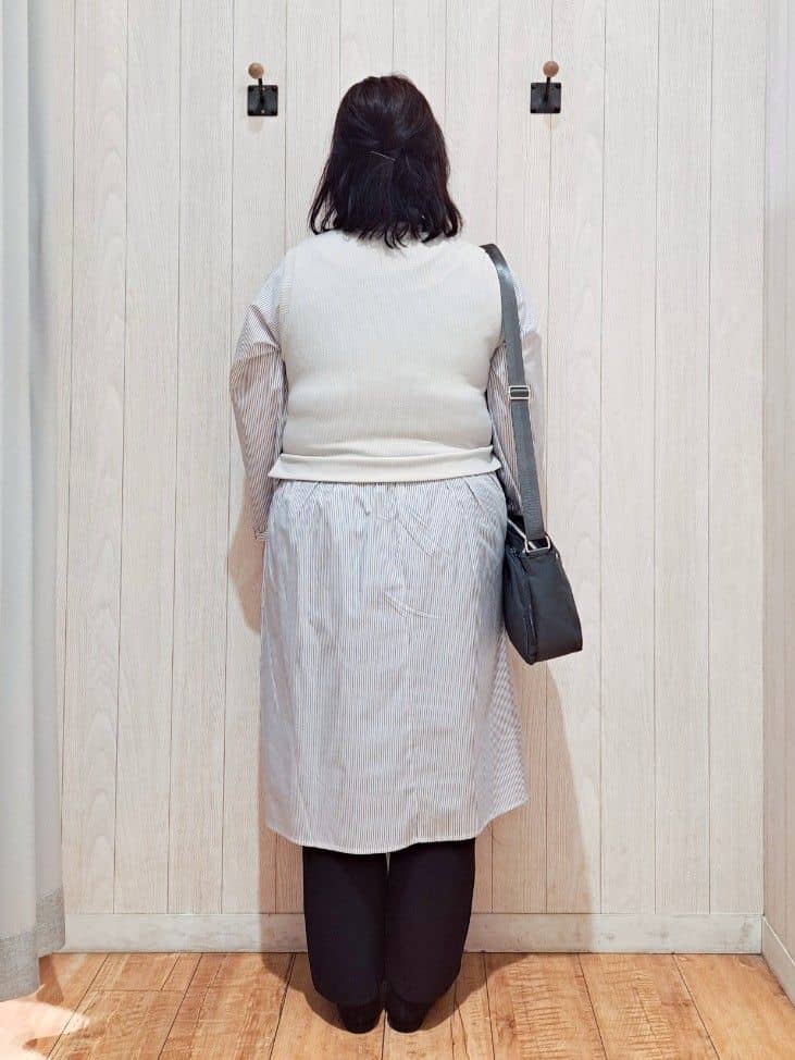 kotomiさんの「SHOO･LA･RUE｜【S-LL/体型カバー】ストライプが爽やか　ベストドッキングシャツワンピース」を使ったコーディネート