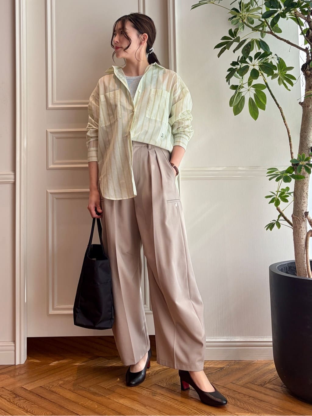 nakaoさんの「DRESSTERIOR｜【接触冷感/ウォッシャブル/otonaMUSE5月号掲載】カービーカーゴパンツ」を使ったコーディネート