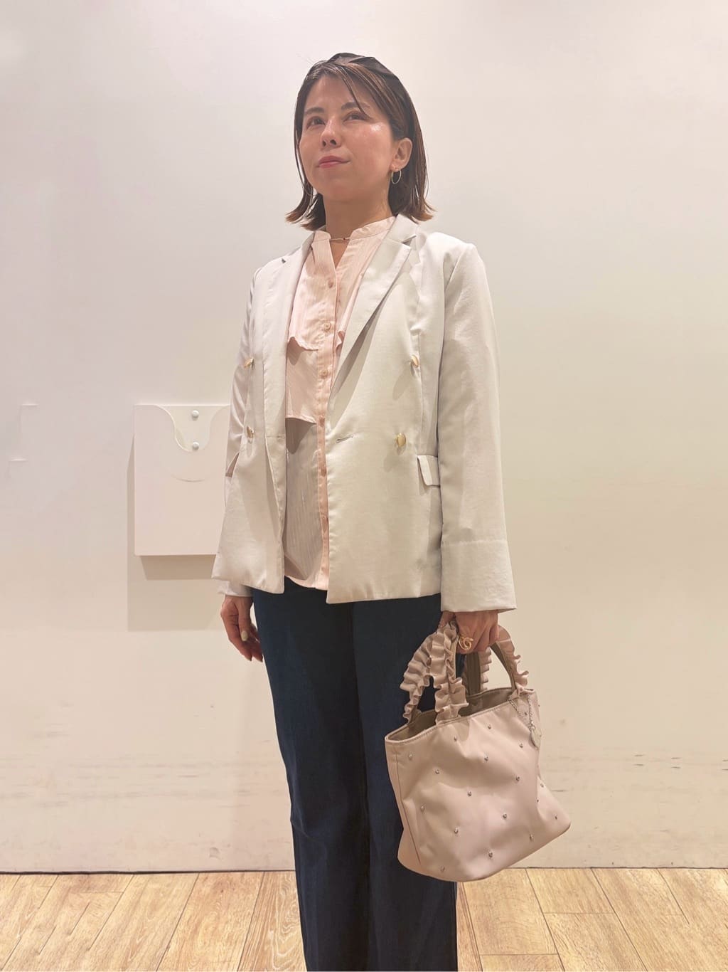 YUKOさんの「index｜《再入荷》ダブルブレストテーラードジャケット【接触冷感／吸水速乾／イージーアイロン／防シワ／洗濯機O」を使ったコーディネート