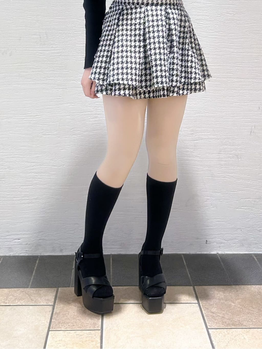 ゆうりさんの「ESPERANZA｜ラク盛り厚底サンダルⅢ」を使ったコーディネート