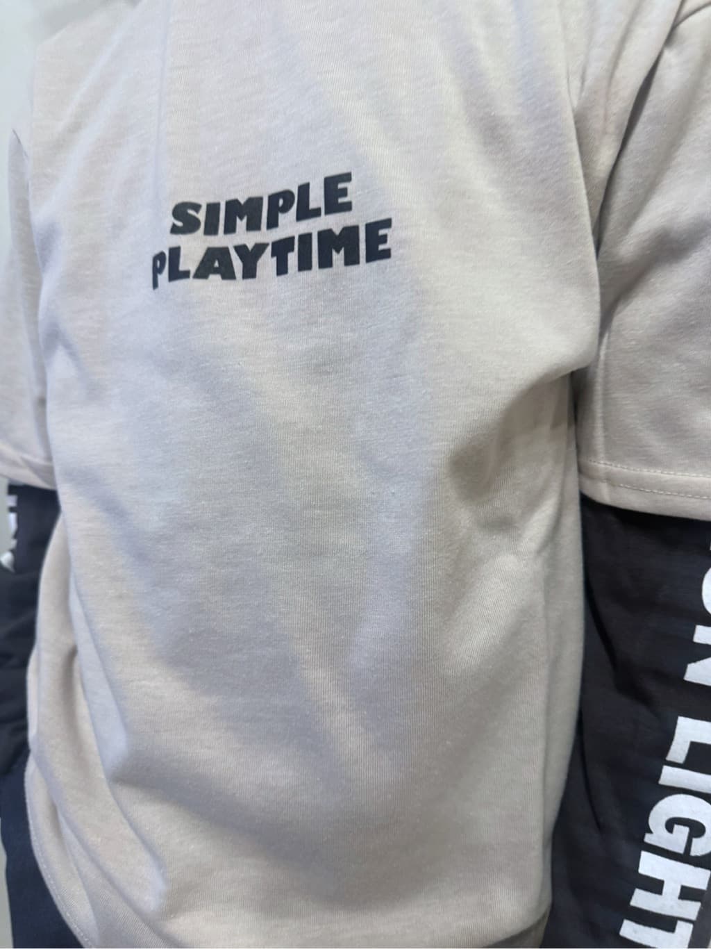 chさんの「THE SHOP TK｜【110-160】袖レイヤード長袖迷彩アップリケ」を使ったコーディネート