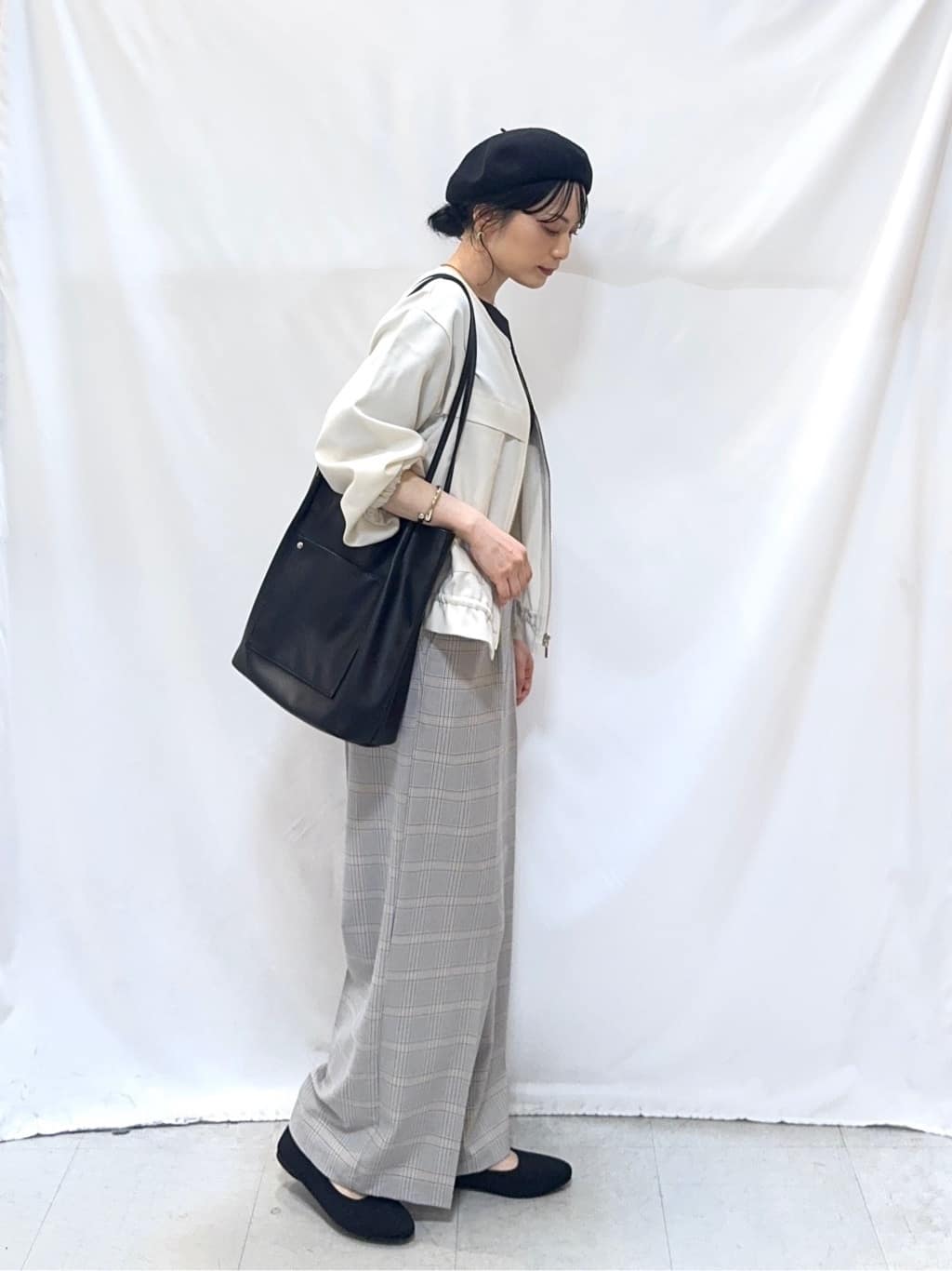 𝐇𝐢𝐫𝐨𝐦𝐢さんの「SHOO･LA･RUE｜【ネックアソート/洗濯機可】テレコ5分袖トップス」を使ったコーディネート