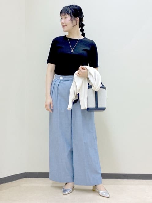  beni_gingerさんの「Reflect｜【インナーにおすすめ◎】クルーネックストレッチリブトップス」を使ったコーディネート