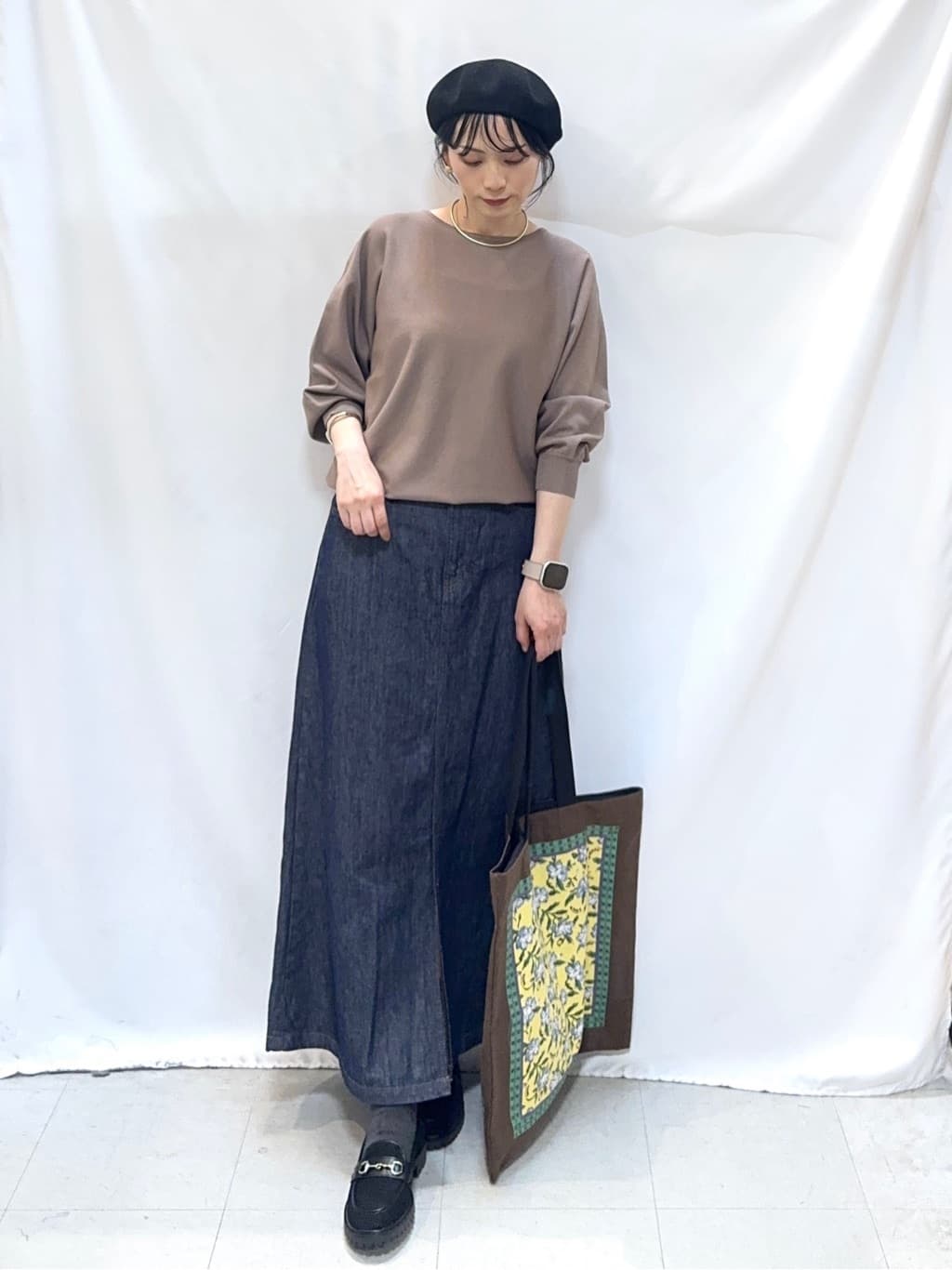 𝐇𝐢𝐫𝐨𝐦𝐢さんの「SHOO･LA･RUE｜【SHOO・LA・RUE DENIM】シンプルだから使いやすい Aラインスカート」を使ったコーディネート
