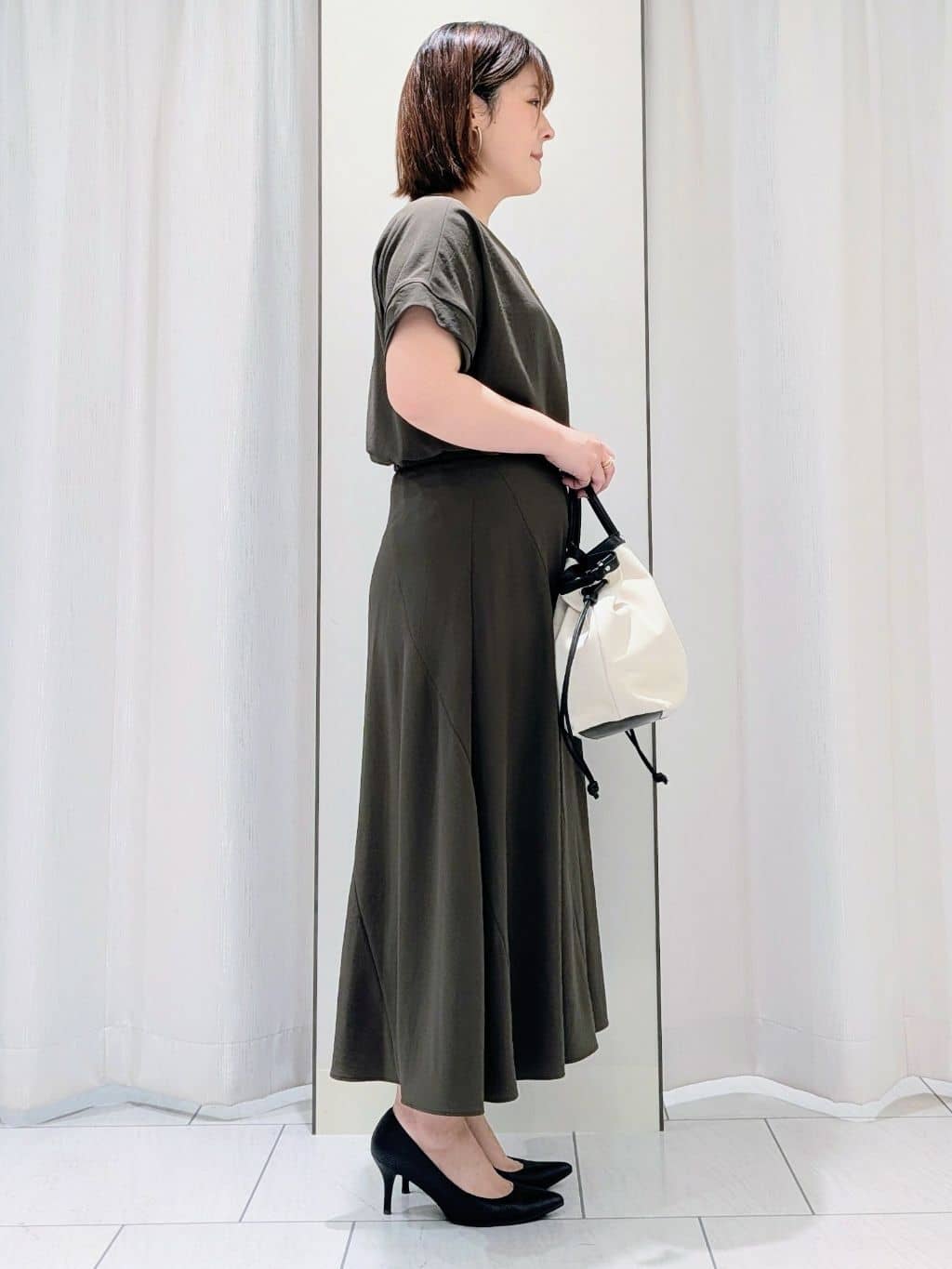 Onumaさんの「UNTITLED｜【セットアップ可/UVカット/前後2WAY】リラクシーフレンチスリーブブラウス」を使ったコーディネート