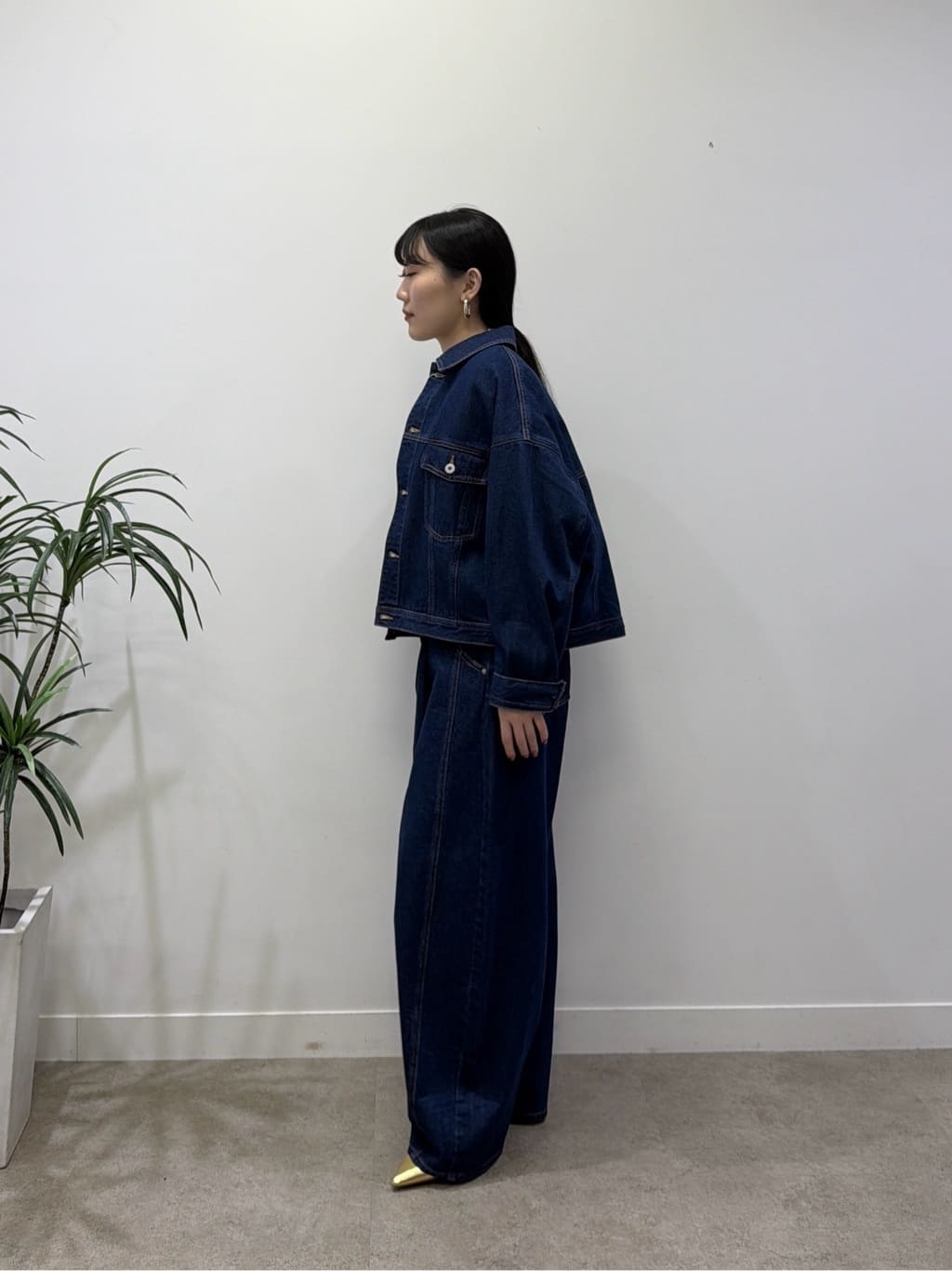 rinaさんの「INDIVI｜タイプライターパフショルシャツ」を使ったコーディネート