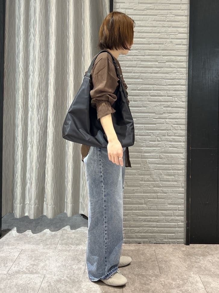 ga_riさんの「THE SHOP TK｜ティアードフリル楊柳シャツ」を使ったコーディネート