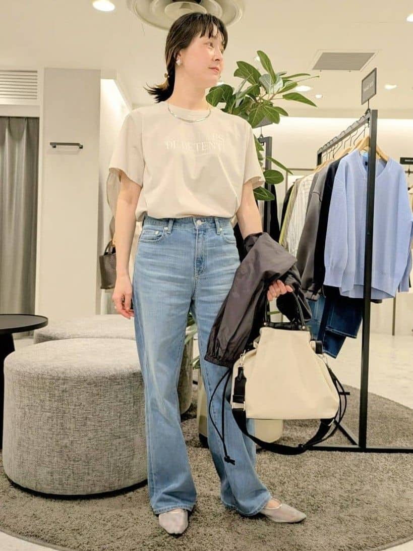 サオリさんの「UNTITLED｜【ロゴ/プリント】グラフィックTシャツ」を使ったコーディネート