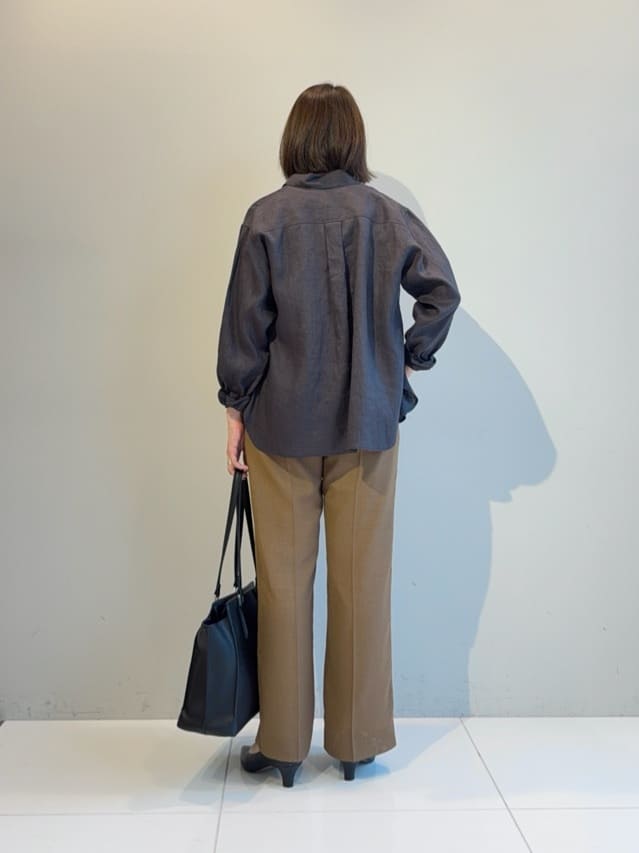 murayamaさんの「INDIVI｜【接触冷感／2WAY】カシュクールリネンシャツ」を使ったコーディネート