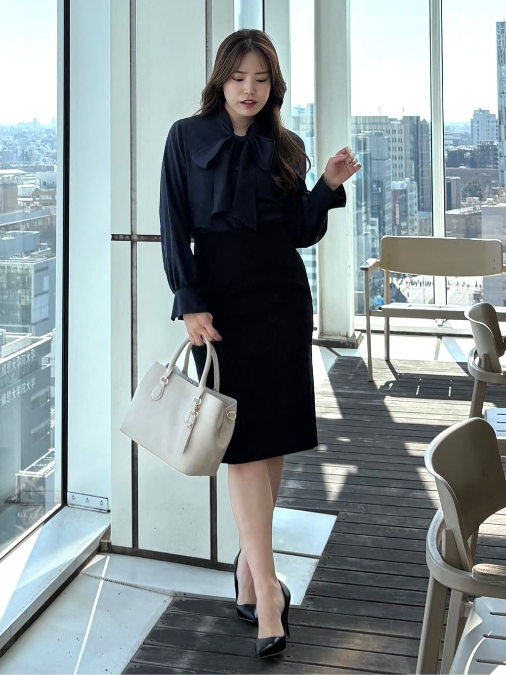 MISAKIさんの「COUP DE CHANCE｜【手洗い可／日本製】シアーリボンブラウス」を使ったコーディネート