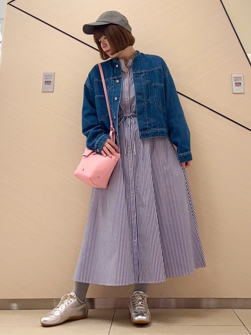 yahataさんの「DRESSTERIOR｜【ウォッシャブル】ヴィンテージバンドカラーGジャン」を使ったコーディネート