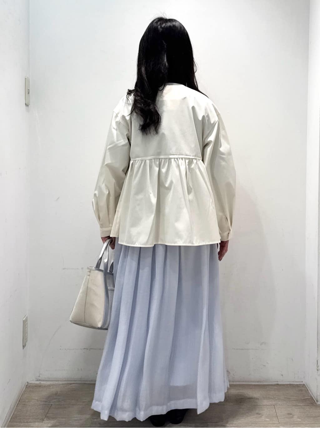 yuicciさんの「OPAQUE.CLIP｜撥水ノーカラーペプラムブルゾン【洗濯機OK／抗ピル】」を使ったコーディネート