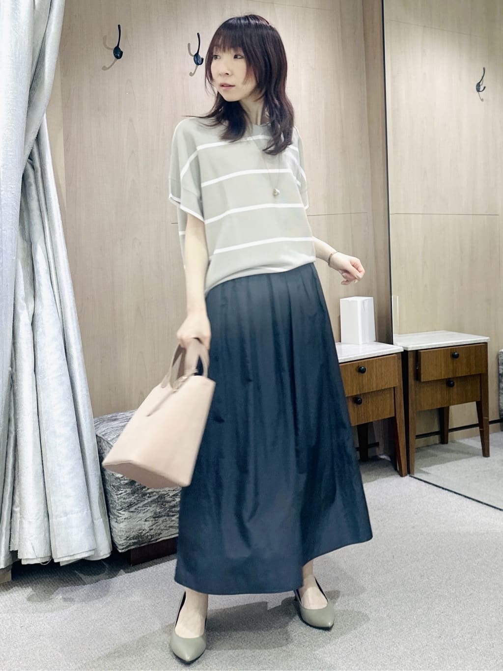 Miwaさんの「UNTITLED｜【11色展開/体型カバー】前後2WAYフレンチスリーブニット」を使ったコーディネート