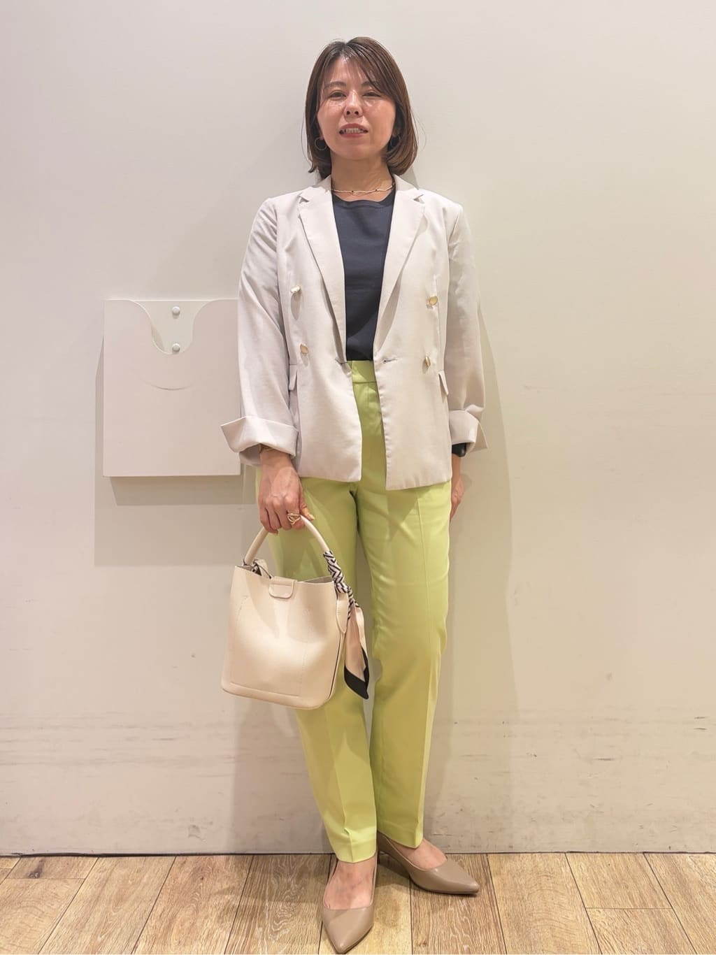 YUKOさんの「index｜《再入荷》ダブルブレストテーラードジャケット【接触冷感／吸水速乾／イージーアイロン／防シワ／洗濯機O」を使ったコーディネート