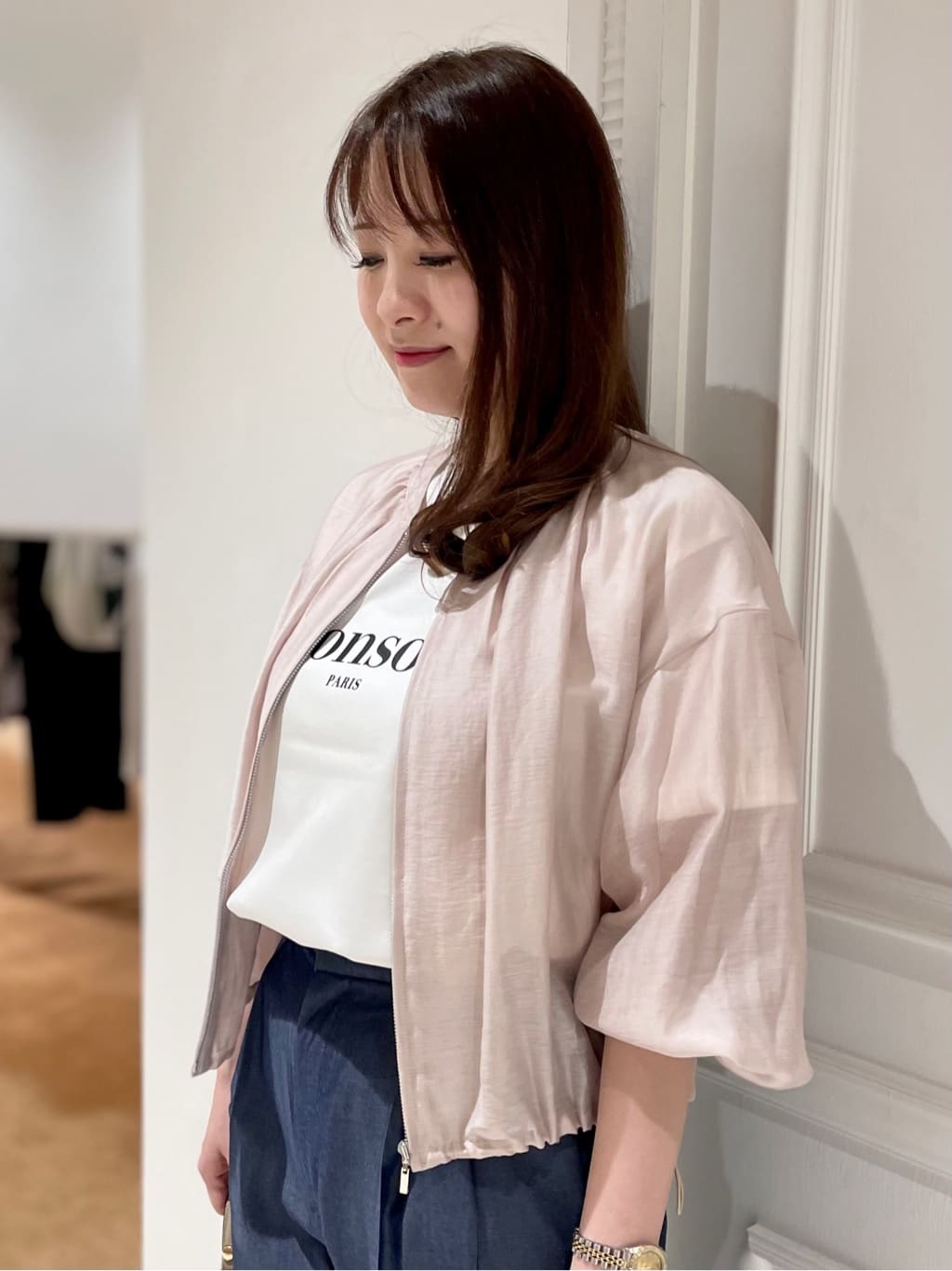 minowaさんの「DRESSTERIOR｜ウォッシャブル シアーショートブルゾン」を使ったコーディネート