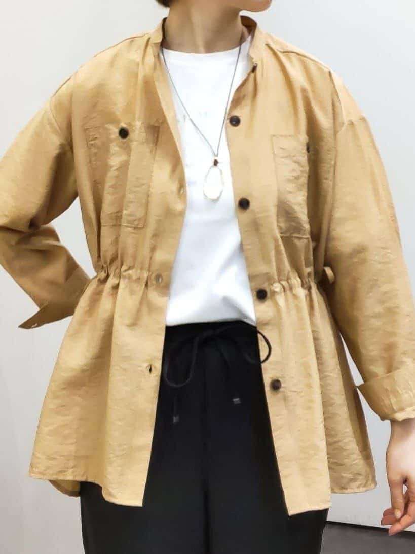 やまちゃんさんの「grove｜高評価！【体型カバー・洗える】シアーサファリシャツジャケット」を使ったコーディネート