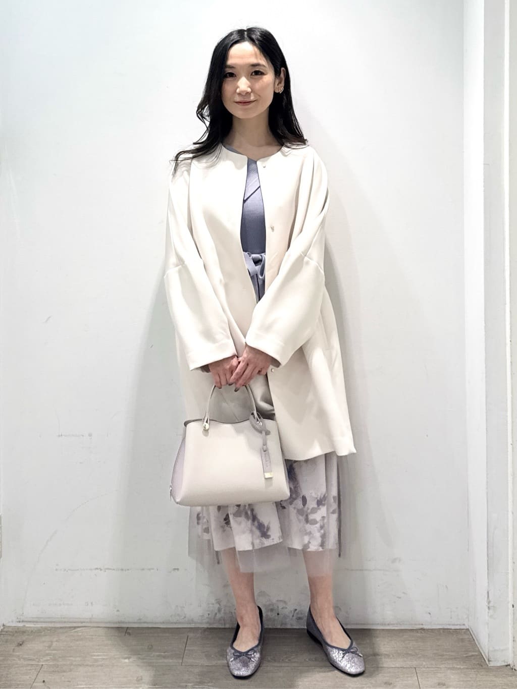 yuicciさんの「OPAQUE.CLIP｜フォルムスリーブミドルコート【洗濯機OK】」を使ったコーディネート