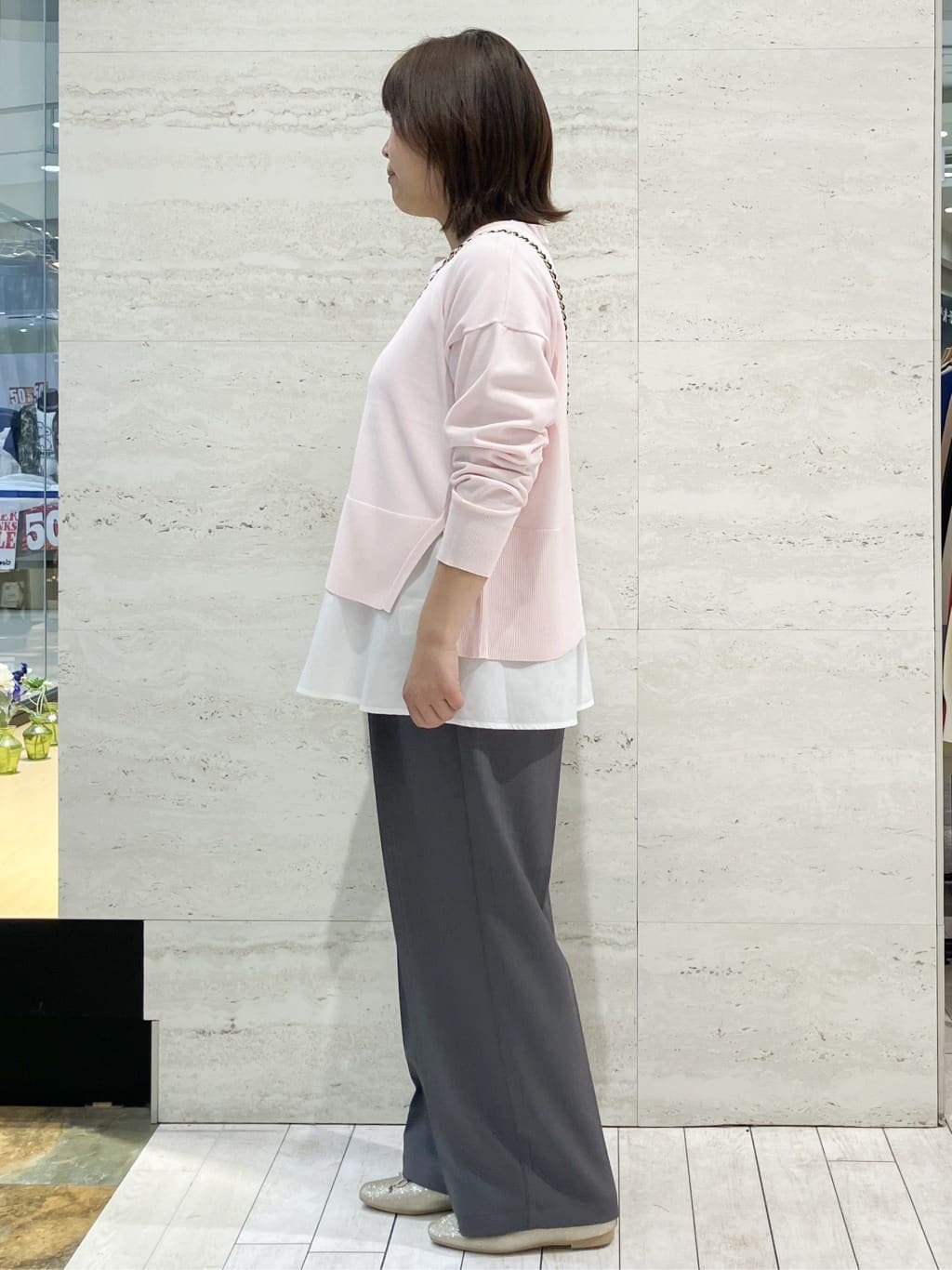 FUKAさんの「OPAQUE.CLIP｜《ツインセット》ワイドニット&times;裾フレアタンクトップ【洗濯機OK】」を使ったコーディネート
