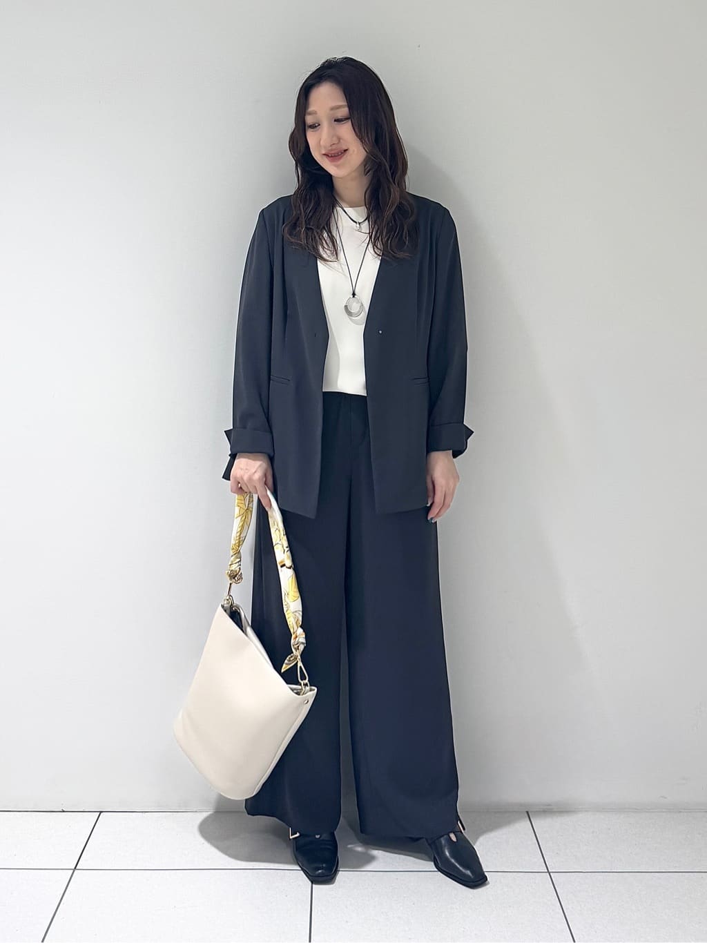 そんさんの「INDIVI｜【接触冷感／透湿／着る日傘】ノーカラージャケット」を使ったコーディネート