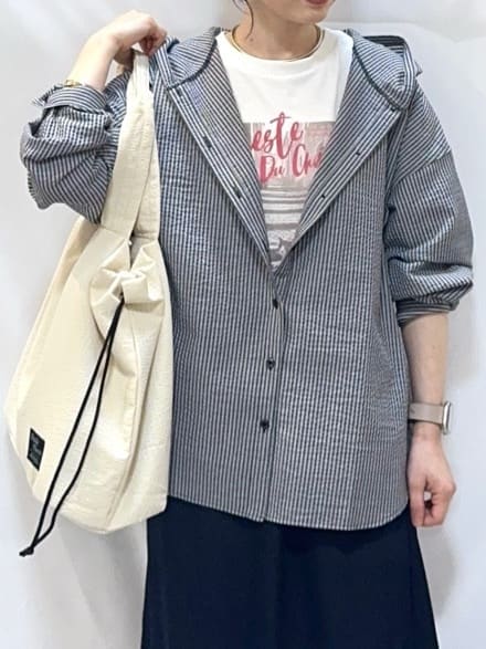 𝐇𝐢𝐫𝐨𝐦𝐢さんの「SHOO･LA･RUE｜【綿100％/S-LL/プチプラ】選べる3柄 プリントアソートTシャツ」を使ったコーディネート