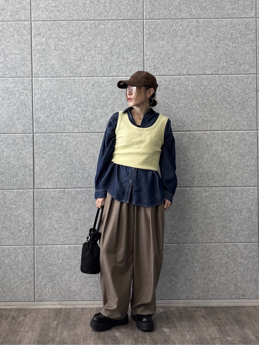 kotakiさんの「INDIVI｜ロゴ刺繍リブタンクトップ」を使ったコーディネート