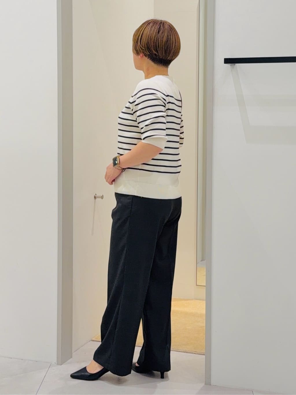 タナさんの「THE SHOP TK｜【S-XL/ひんやりタッチ】美しさ際立つ 6分袖ニット 洗濯機OK/UVケア/毛玉になりにくい」を使ったコーディネート