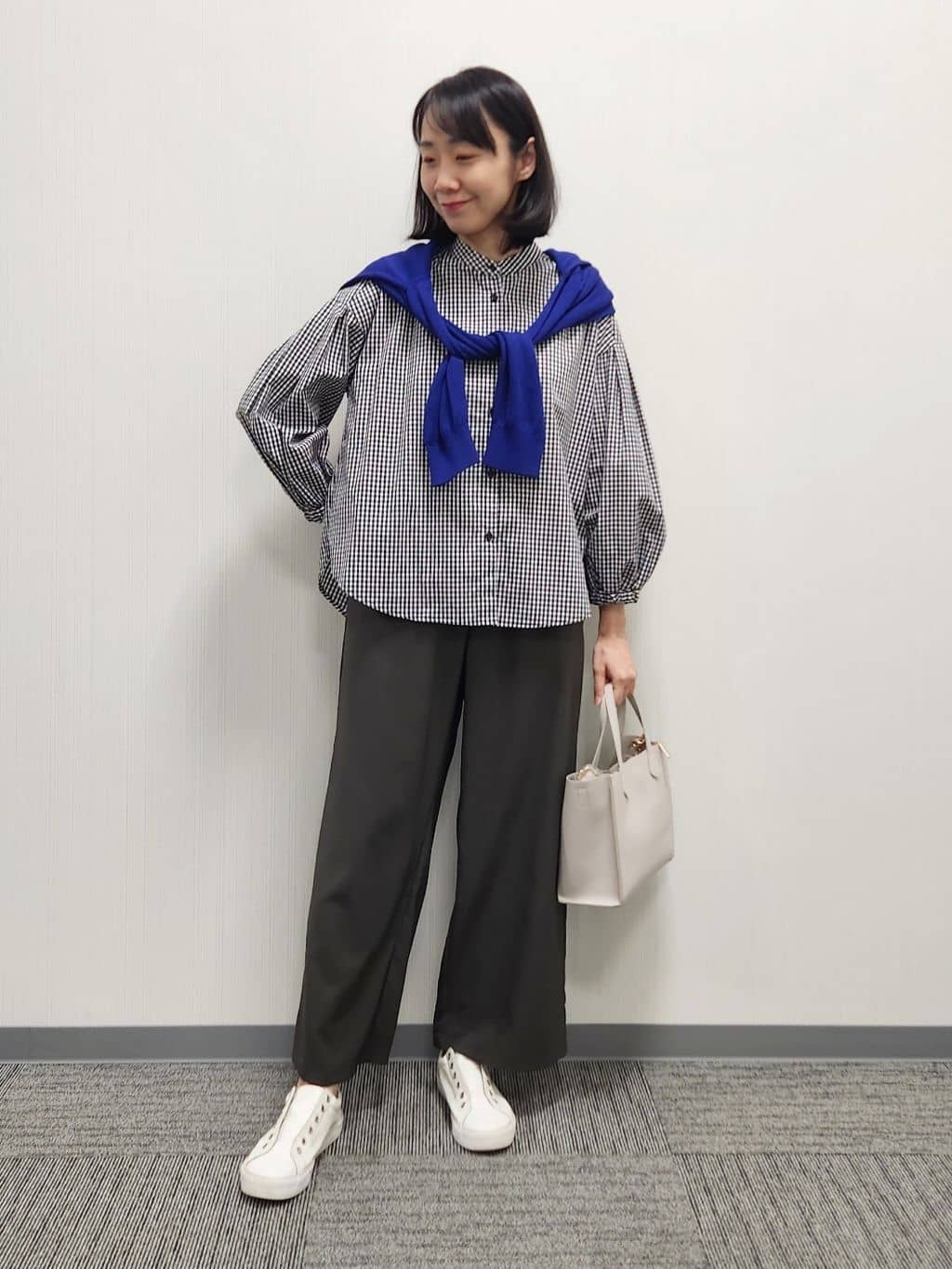 naraさんの「Dessin｜【洗える】バルーンスリーブバンドカラーシャツ」を使ったコーディネート