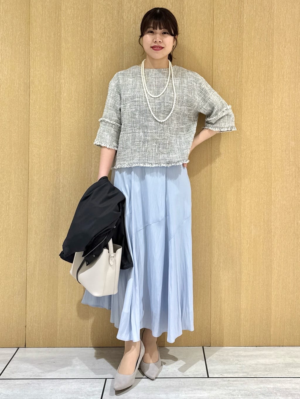 nanaさんの「UNTITLED｜◆【洗える】ツイードドルマンブラウス」を使ったコーディネート