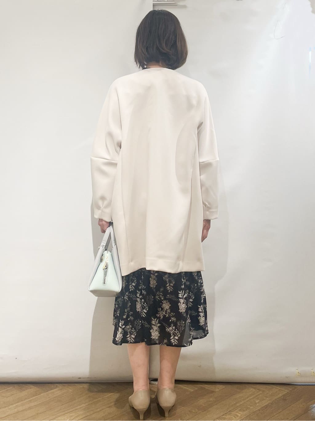 fumiさんの「index｜フォルムスリーブミドルコート【洗濯機OK】」を使ったコーディネート