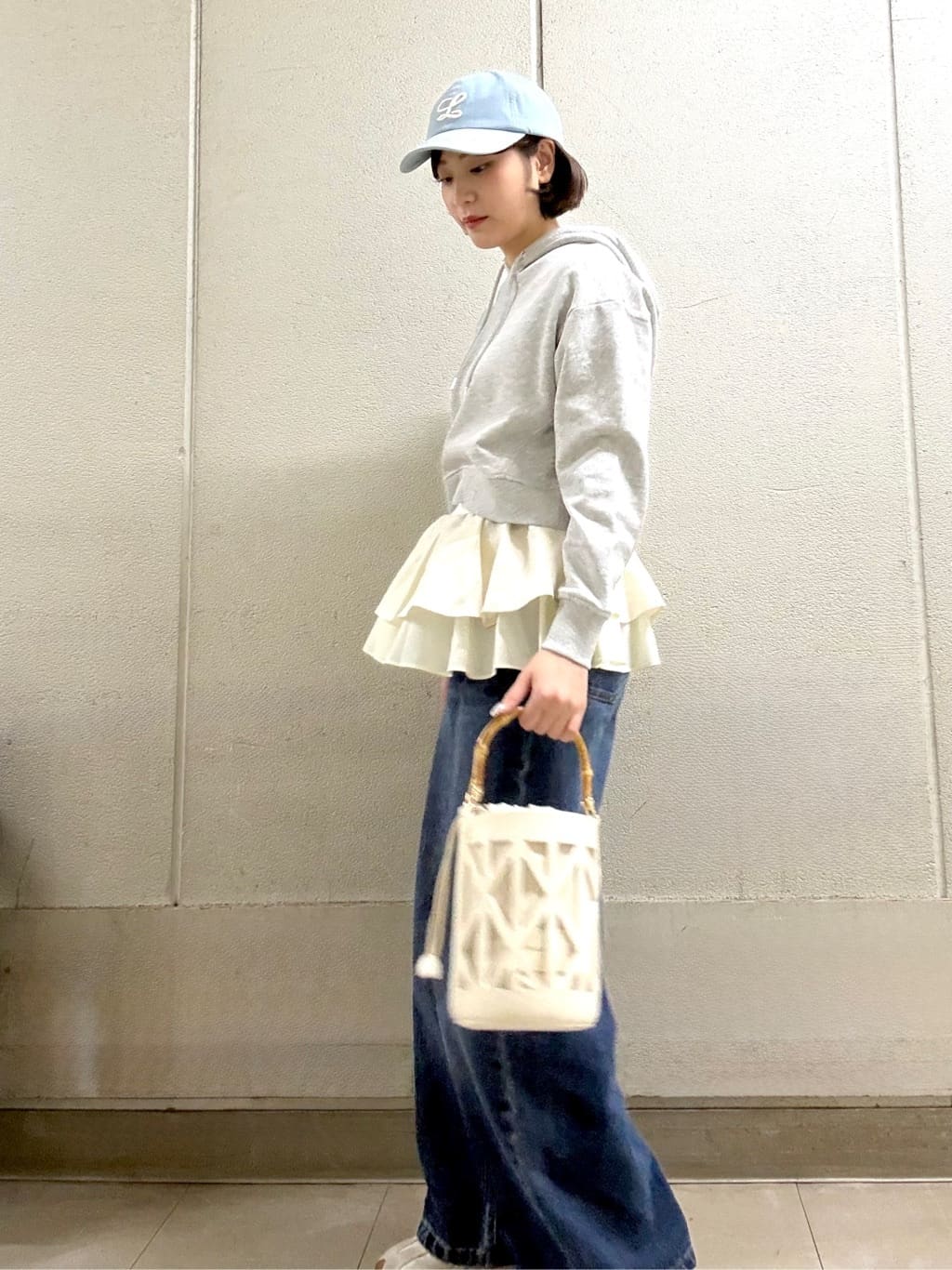 Itoさんの「OPAQUE.CLIP｜ワイドストレートデニムパンツ【洗濯機OK】《S～LL》」を使ったコーディネート