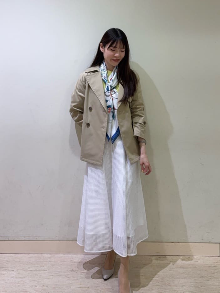 mayuさんの「UNTITLED｜【定番人気/はっ水/洗える】タスランショートトレンチコート」を使ったコーディネート