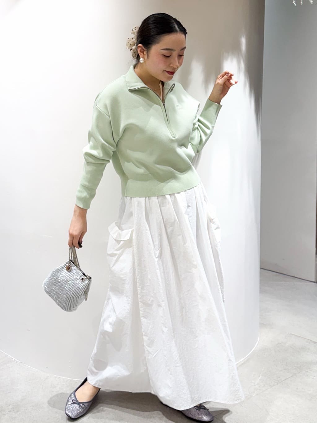 かりんさんの「OPAQUE.CLIP｜ハーフZIP刺繍ロゴニット【洗濯機OK】」を使ったコーディネート